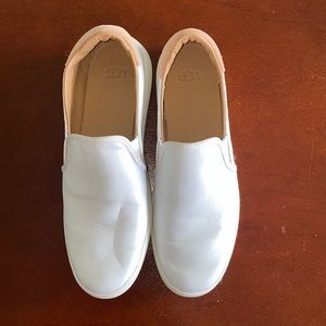 Women’s sneakers size 9.5